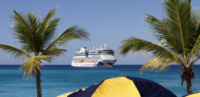 Ship, palm trees and umbrella (German: Schiff, Palmen und Sonnenschirm)